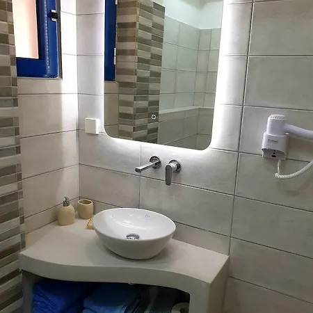 Arapiou Aparthotel 3*