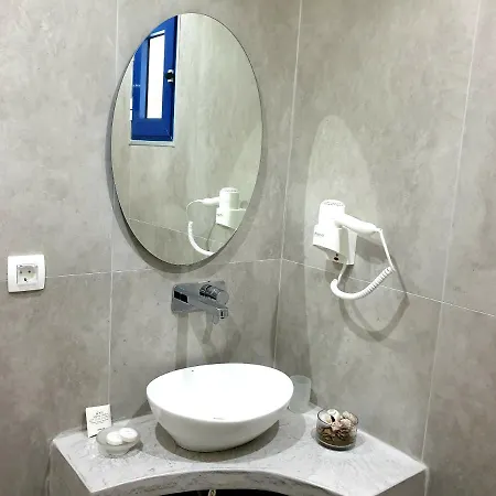 Arapiou Aparthotel 3*