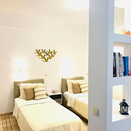 Arapiou Apartahotel