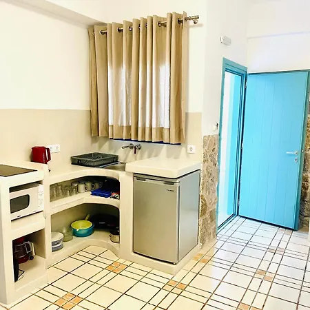 Arapiou מלון דירות פריבולוס