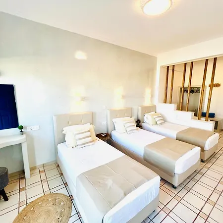 Arapiou Lägenhetshotell 4*