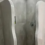 Lägenhetshotell Arapiou Perivolos (Santorini)
