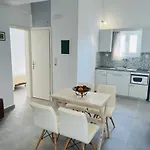 Arapiou Perivolos (Santorini)