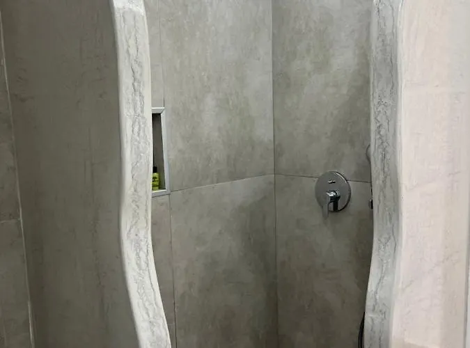 Aparthotel Arapiou Perivolos (Santorini)